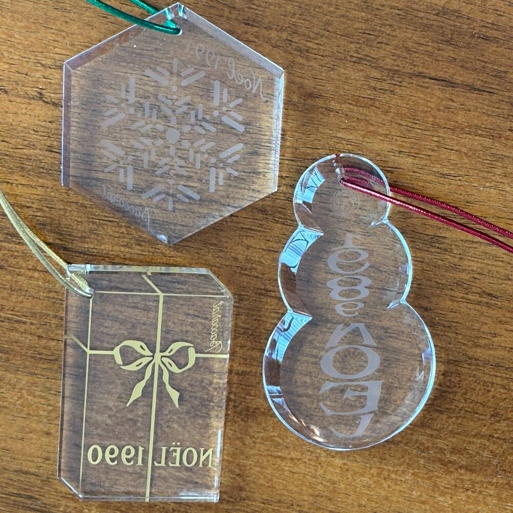 Baccarat Crystal Ornaments Lot of 3: 1989 Snowman, 1990 Gift Box, 1991 Snowflake - Picture 2 of 10